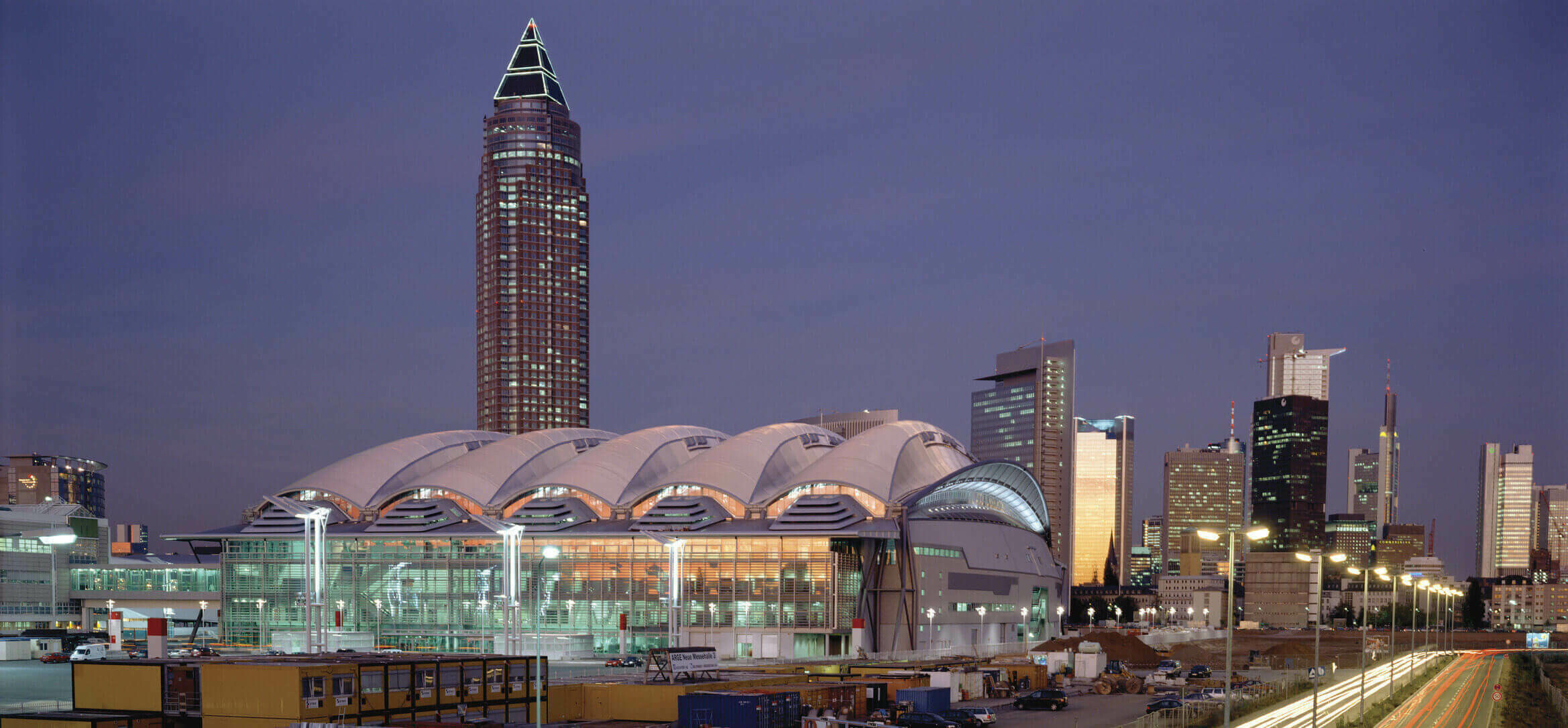 Frankfurt Trade Fair Hall / GRIMSHAW