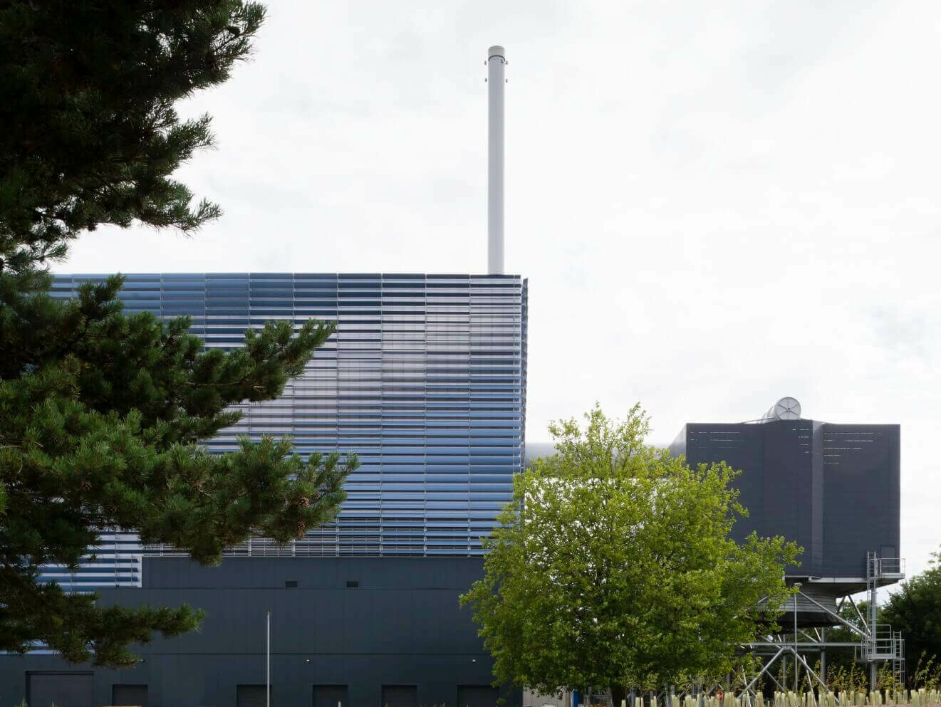 SUEZ Energy from Waste Facility / GRIMSHAW