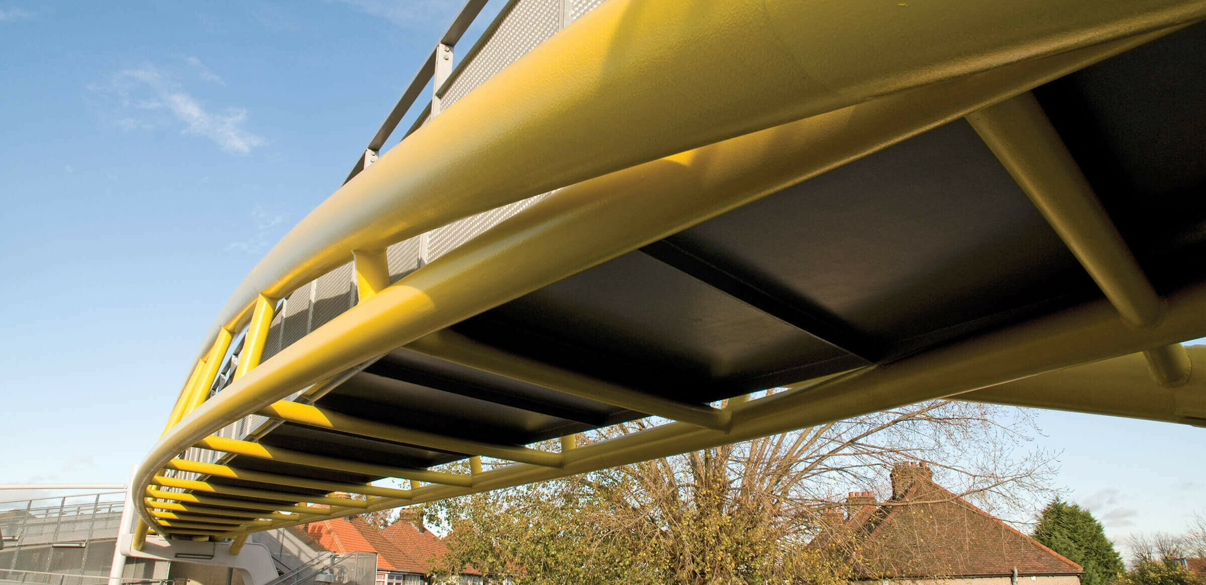 A40 Perryn Road Footbridge / GRIMSHAW